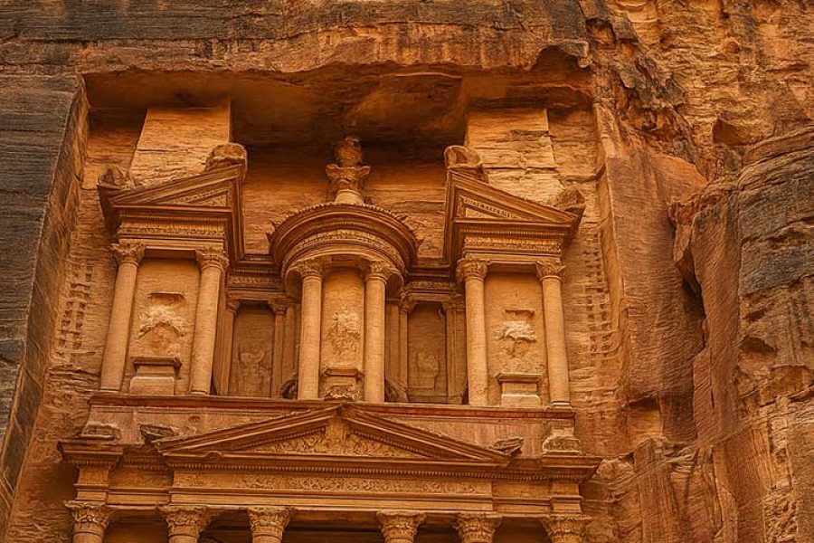 Petra by Bus: Ancient City & Dead Sea Discovery